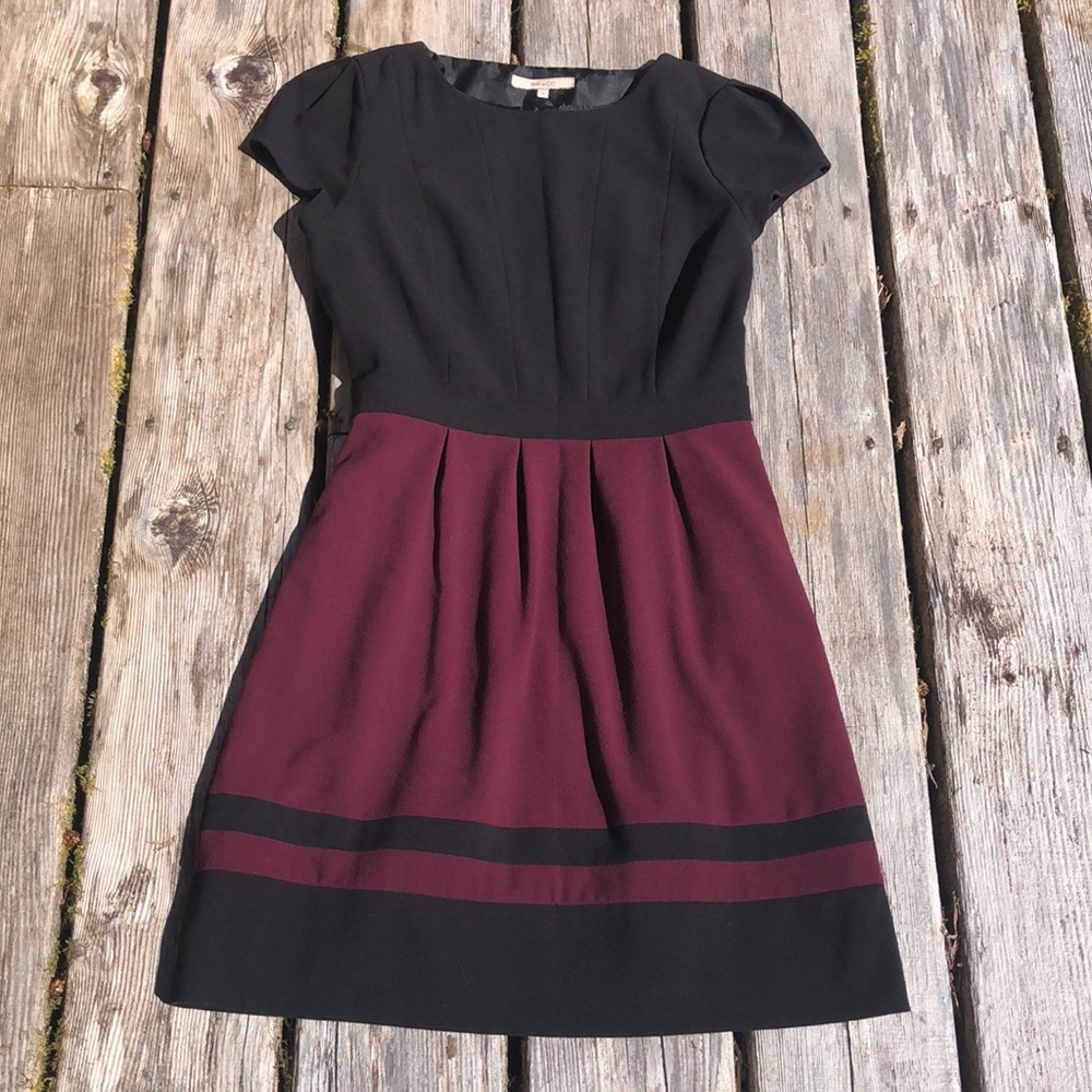 Burgundy striped dress RW & Co